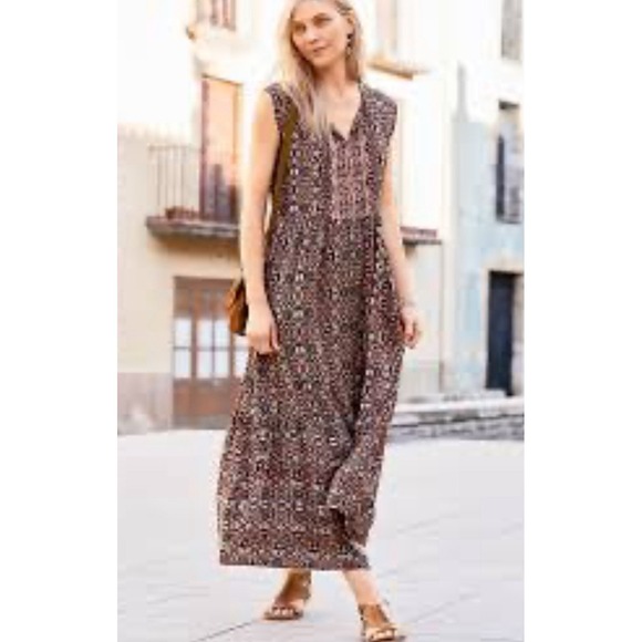 Garnet Hill Dresses & Skirts - Garnet Hill Split-Neck Peasant Style Maxi Dress, Size 4